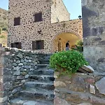 Rosso Antico Tower By μρs Guest house 3*