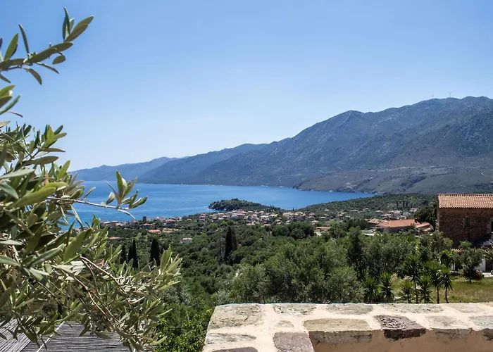 Rosso Antico Tower By μρs 3* Kótronasz