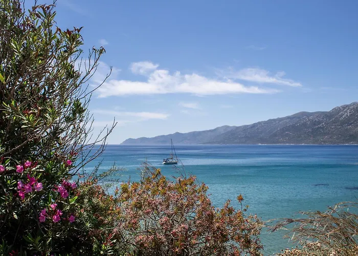 Rosso Antico Tower بيت ضيافة كوتروناس